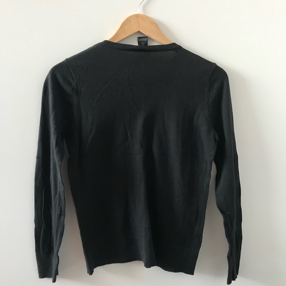 10$ Ann Taylor - Petite - Black « casual » cardigan - GUC - Picture 4 of 4